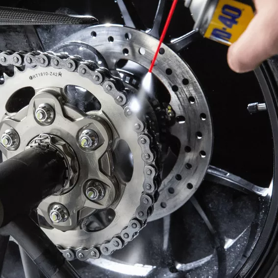wd40 chain cleaner